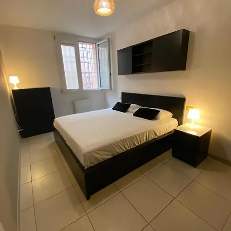 Appartement Fiera Living - Station - Free Parking Bologne