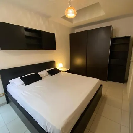 Fiera Living - Station - Free Parking * Bologna