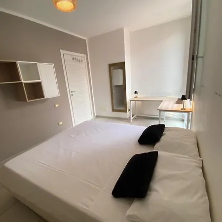 Fiera Living - Station - Free Parking