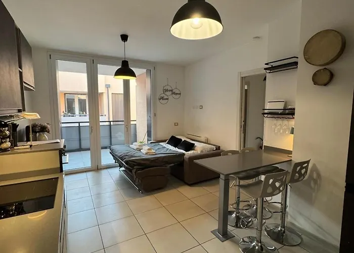 Fiera Living - Station - Free Parking