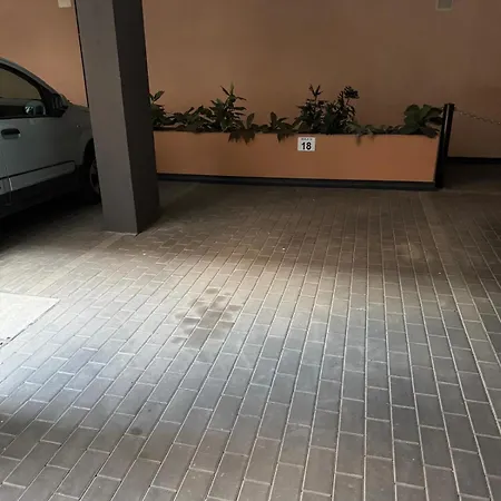 公寓 Fiera Living - Station - Free Parking 博洛尼亚